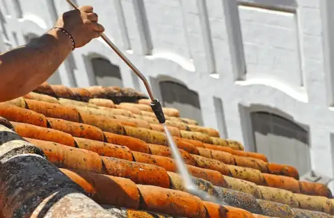 Nettoyage de toitures - Villers-le-Lac